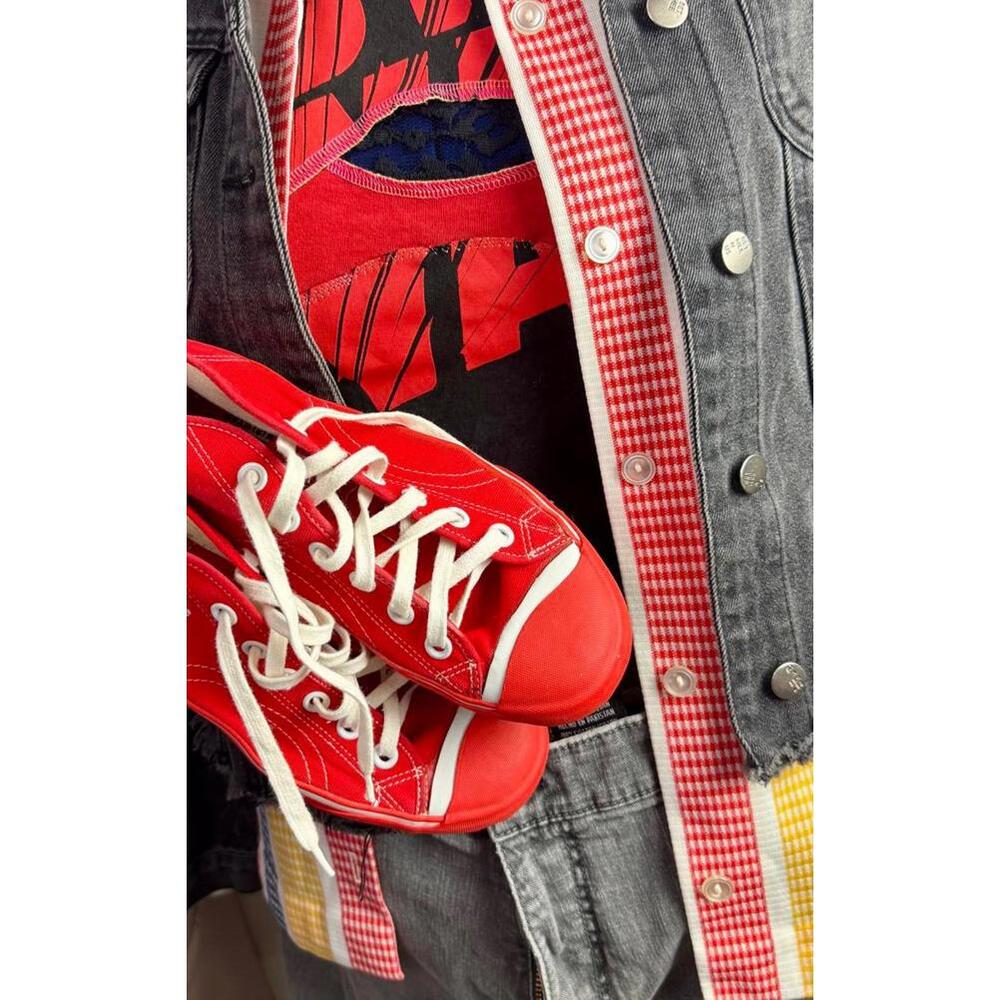 Vintage Venture Red Canvas Sneakers | US W 9.5‎ | Retro Y2K Skater Style Shoes